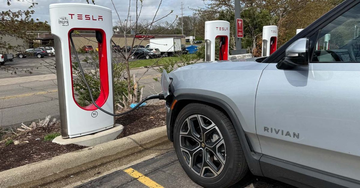 Tesla CCS adapter Lectron Supercharger - plare.
