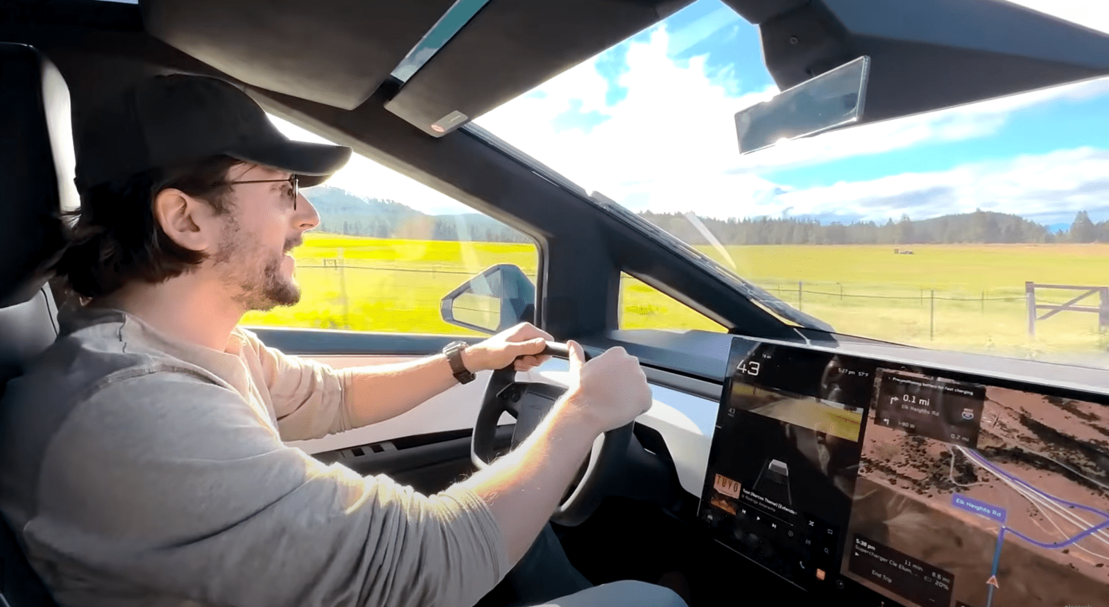 Tesla Cybertruck interior - plare.