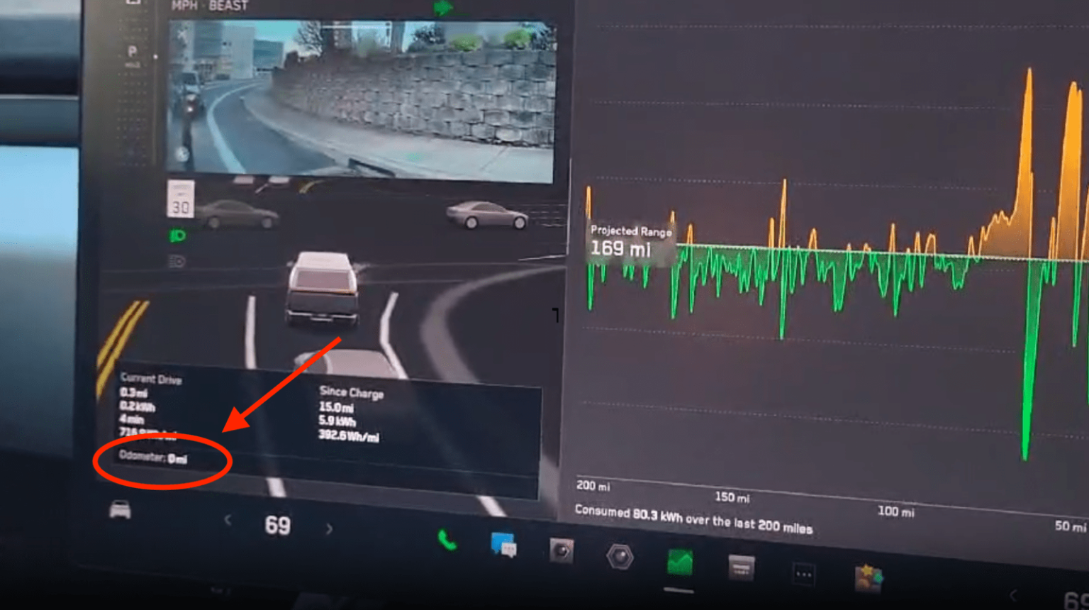 Tesla réinitialise le compteur kilométrique du Cybertruck en service et le rend rayé à son propriétaire : un incident préoccupant pour les utilisateurs