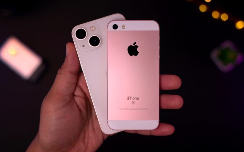 The Rewind iPhone SE vs iPhone 13 mini - plare.
