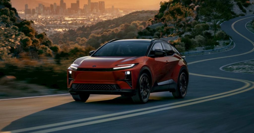 Rencontrez le SUV électrique C-HR : technologie innovante et design futuriste à un prix compétitif