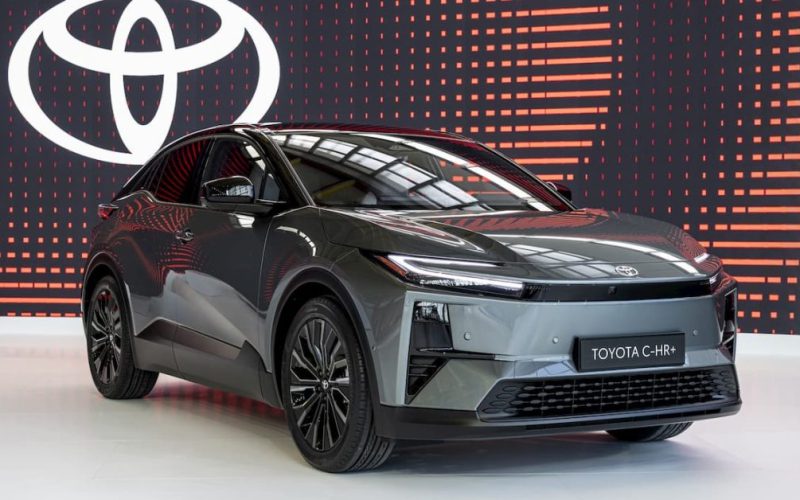 Toyotas new electric SUV Norway 1 - plare.