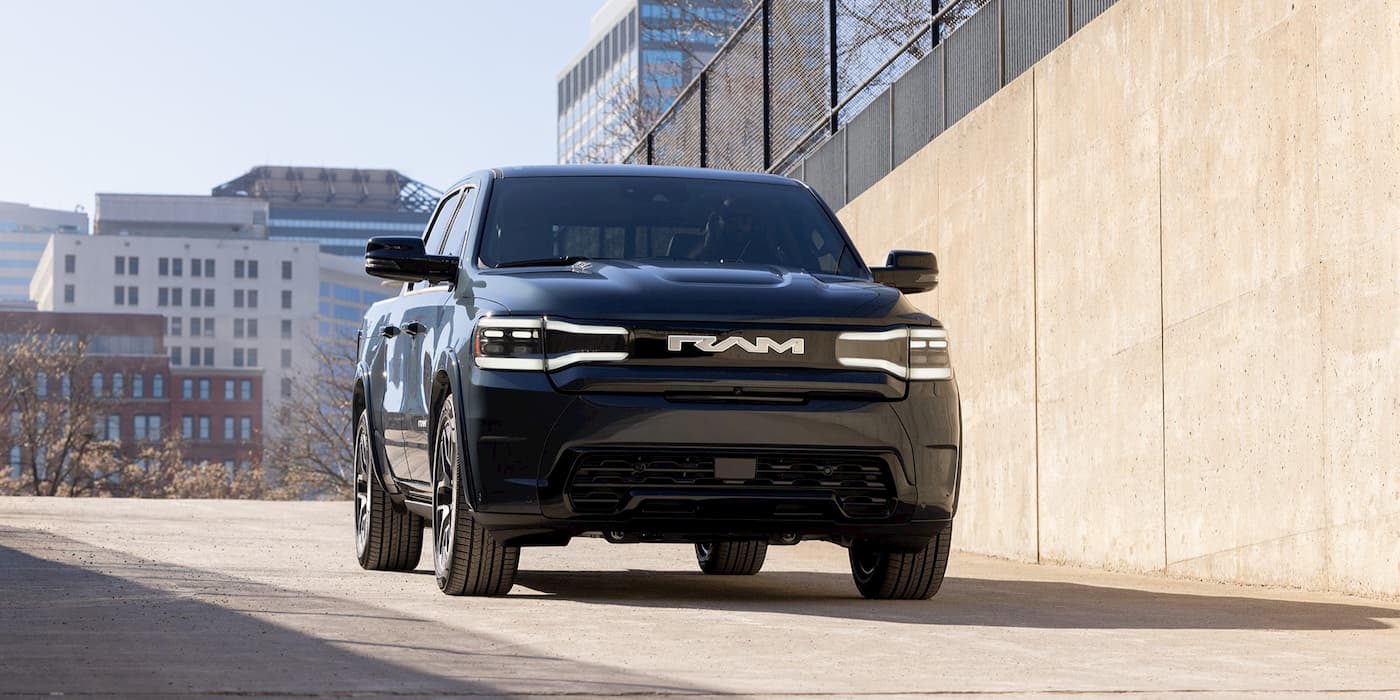 Voici quand il sera disponible : toutes les infos sur son arrivée et ses prix en euros - plare. Ram-delaying-electric-truck