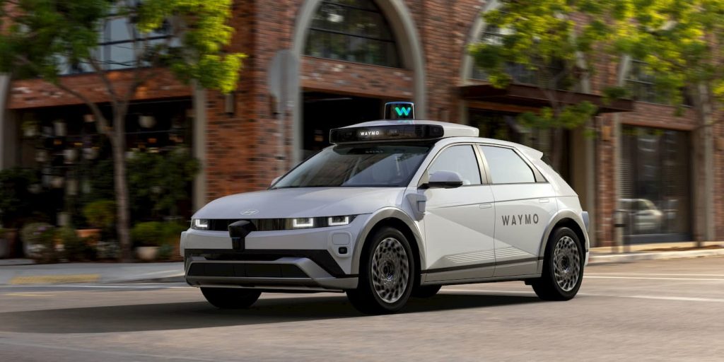 Hyundai IONIQ 5 avec technologie de conduite autonome Waymo