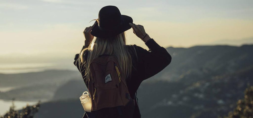 Explora encantadores pueblos en solitario: consejos prácticos para una aventura única