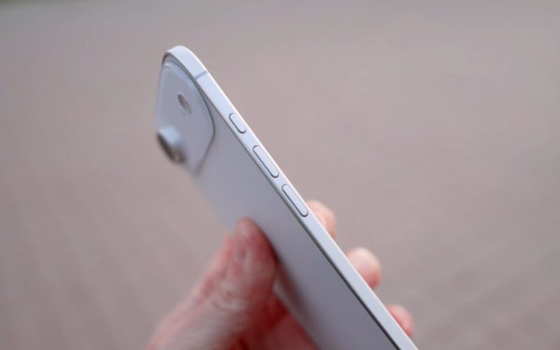 iPhone 17 air side - plare.