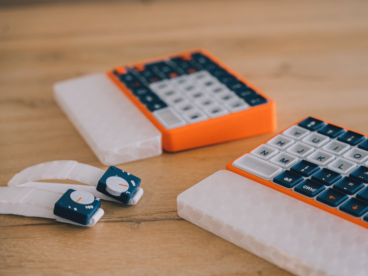 oncue keyboard for parkinsons 04 - plare.