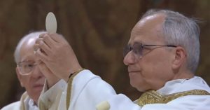 pope apple watch - plare.