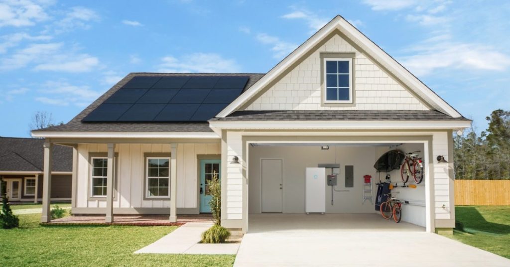 Des milliers de maisons au Texas créent une immense centrale électrique virtuelle avec l’énergie renouvelable.