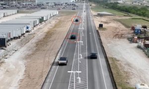 tesla giga texas fsd unsupervised model y 1 1000x600 - plare.