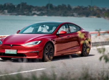 tesla logo model s 1000x600 - plare.