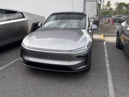 tesla model y quicksilver demo drive weekend 1000x600 - plare.