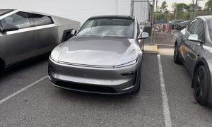 tesla model y quicksilver demo drive weekend 1000x600 - plare.
