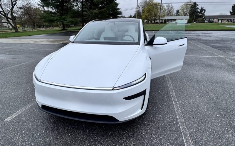 tesla new model y front 1000x600 - plare.