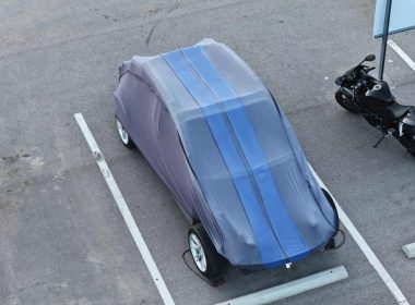 tesla smaller model y 1000x600 - plare.