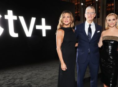 tim cook aniston witherspoon - plare.
