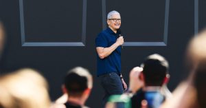 tim cook wwdc2022 - plare.