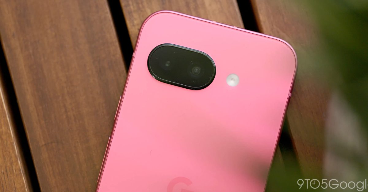 Le Pixel 9a bénéficie désormais d'une remise attractive, offrant un excellent rapport qualité-prix. Ce smartphone milieu de gamme est équipé d'un processeur Tensor G4, de 8 Go de RAM et d'un stockage de 128 Go, le tout pour un prix de 549 euros. (clubic.com) Il dispose également d'un écran OLED de 6,3 pouces avec un taux de rafraîchissement de 120 Hz et d'une batterie de 5 100 mAh. (androidcentral.com) Sa caméra principale de 48 MP et son design épuré en font un choix judicieux pour les utilisateurs à la recherche d'un smartphone performant à un prix abordable.
