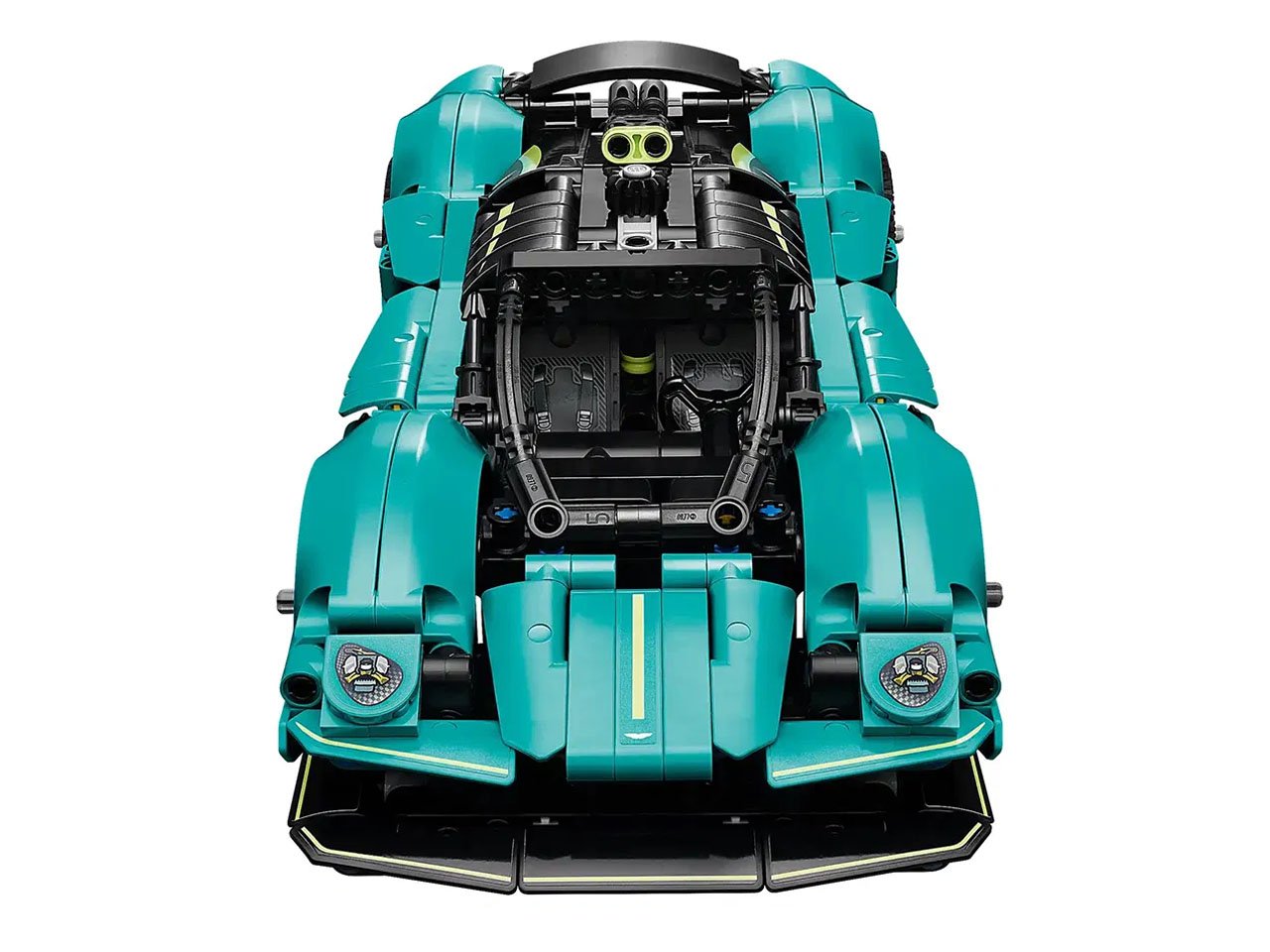 1748964454 544 Incroyable Aston Martin Valkyrie LEGO Technic Un V12 Fonctionnel - plare.