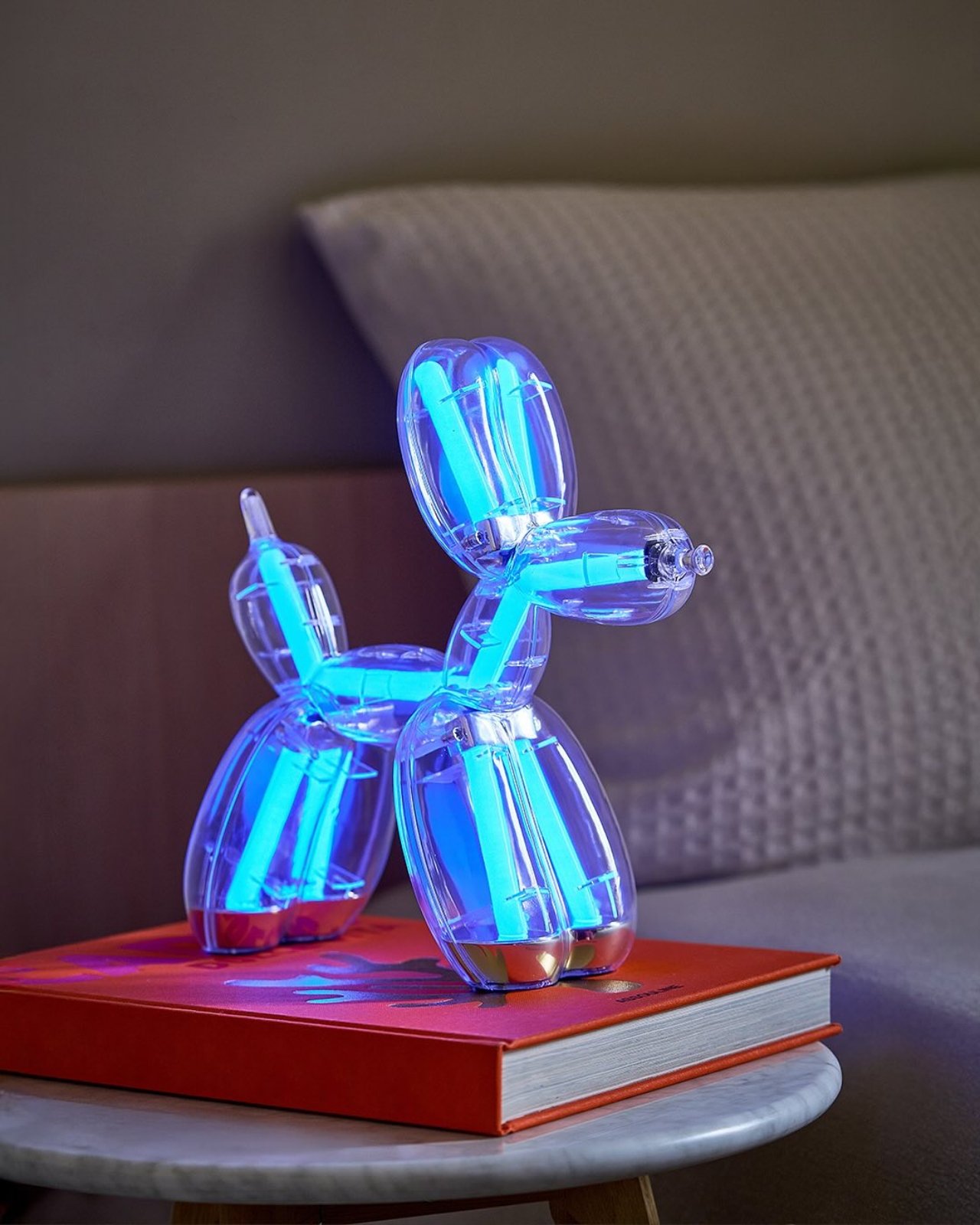 1749045597 760 Decouvrez la Reinvention Monumentale des Sculptures Balloon Dog de Koons - plare.
