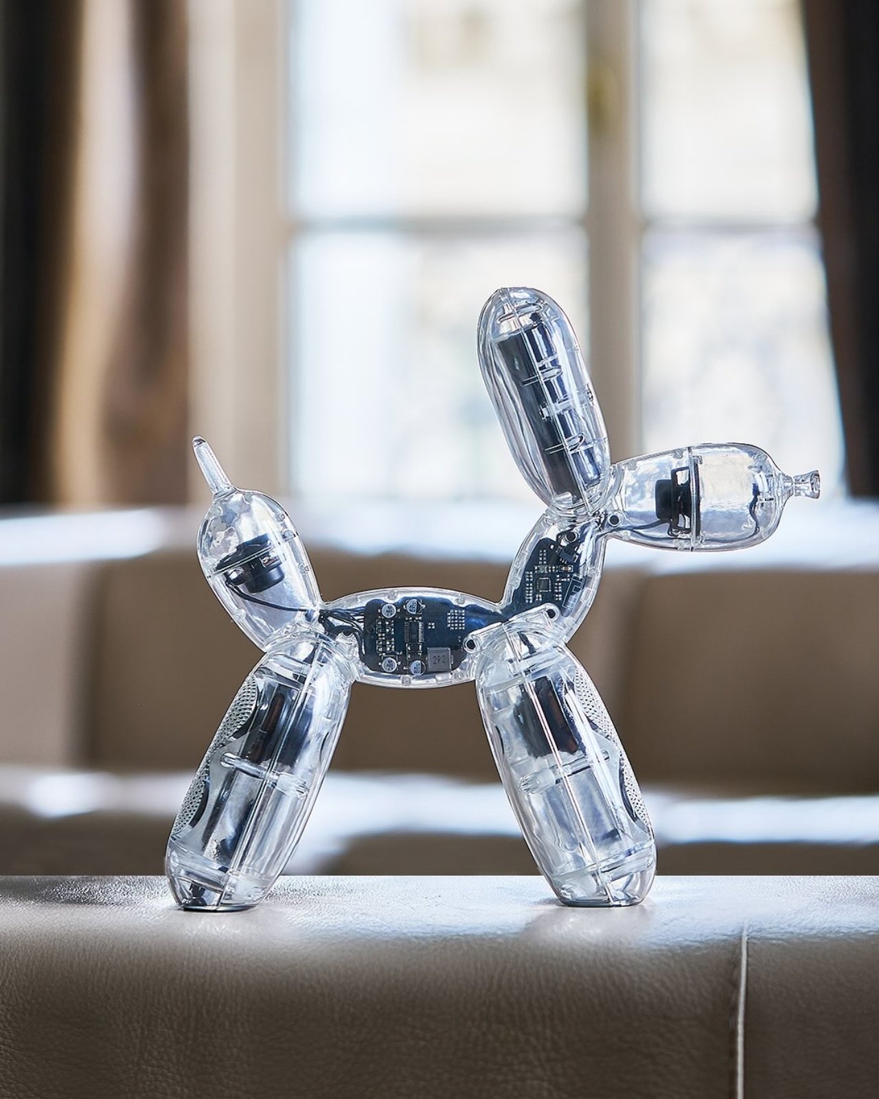 1749045597 902 Decouvrez la Reinvention Monumentale des Sculptures Balloon Dog de Koons - plare.