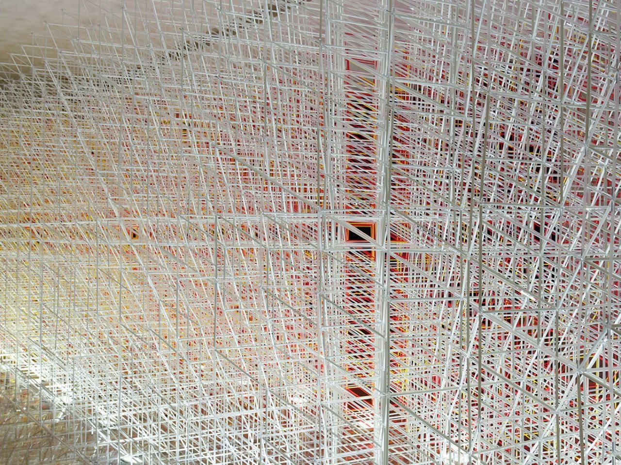1749057599 919 Decouvrez lIncroyable Installation Artistique Realisee Avec 41415 Pailles Une - plare.