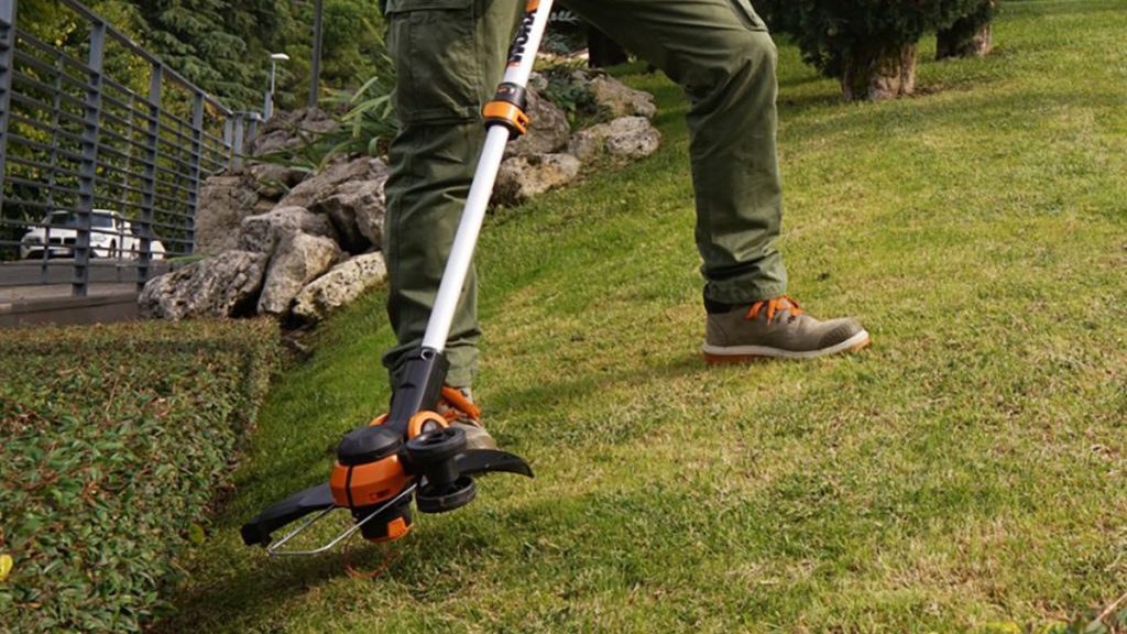 Worx GT3.0 20V 12-inch cordless string trimmer/edger