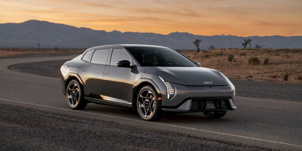Kia vend 831 modèles EV4 en un mois : un potentiel à ne pas négliger pour les véhicules électriques - plare. Kia EV4 2026