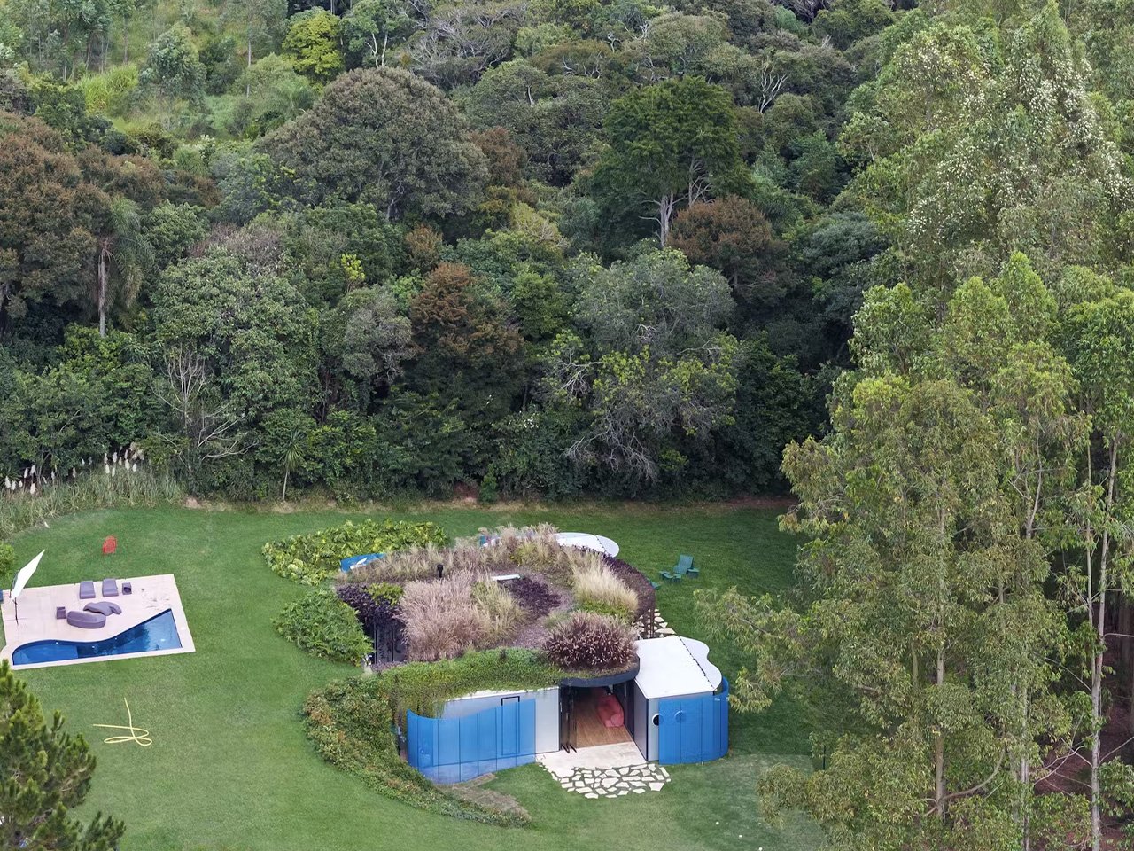 1749686385 906 Decouvrez cette Maison de Vacances Ecologique au Bresil Fusion - plare.