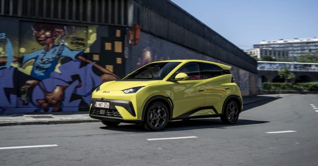 BYD étend la guerre des prix des véhicules électriques à l’étranger avec sa voiture la moins chère