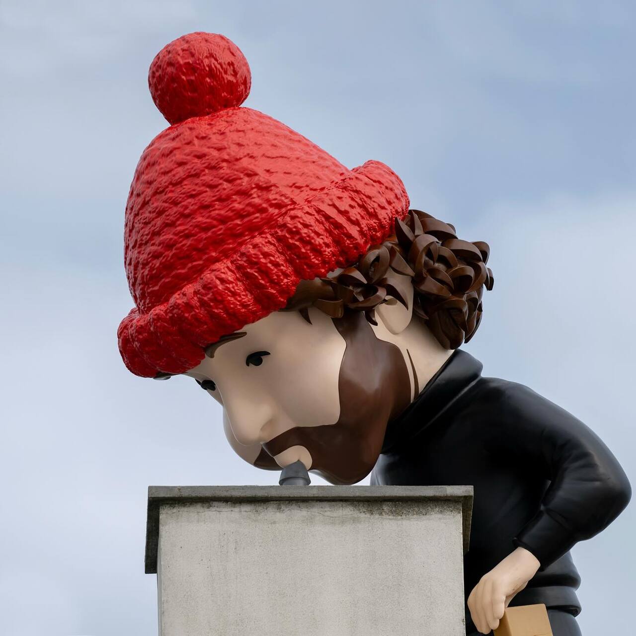 1749809664 195 Decouvrez la Sculpture Geante en Bonbon Un Etonnant Monde - plare.