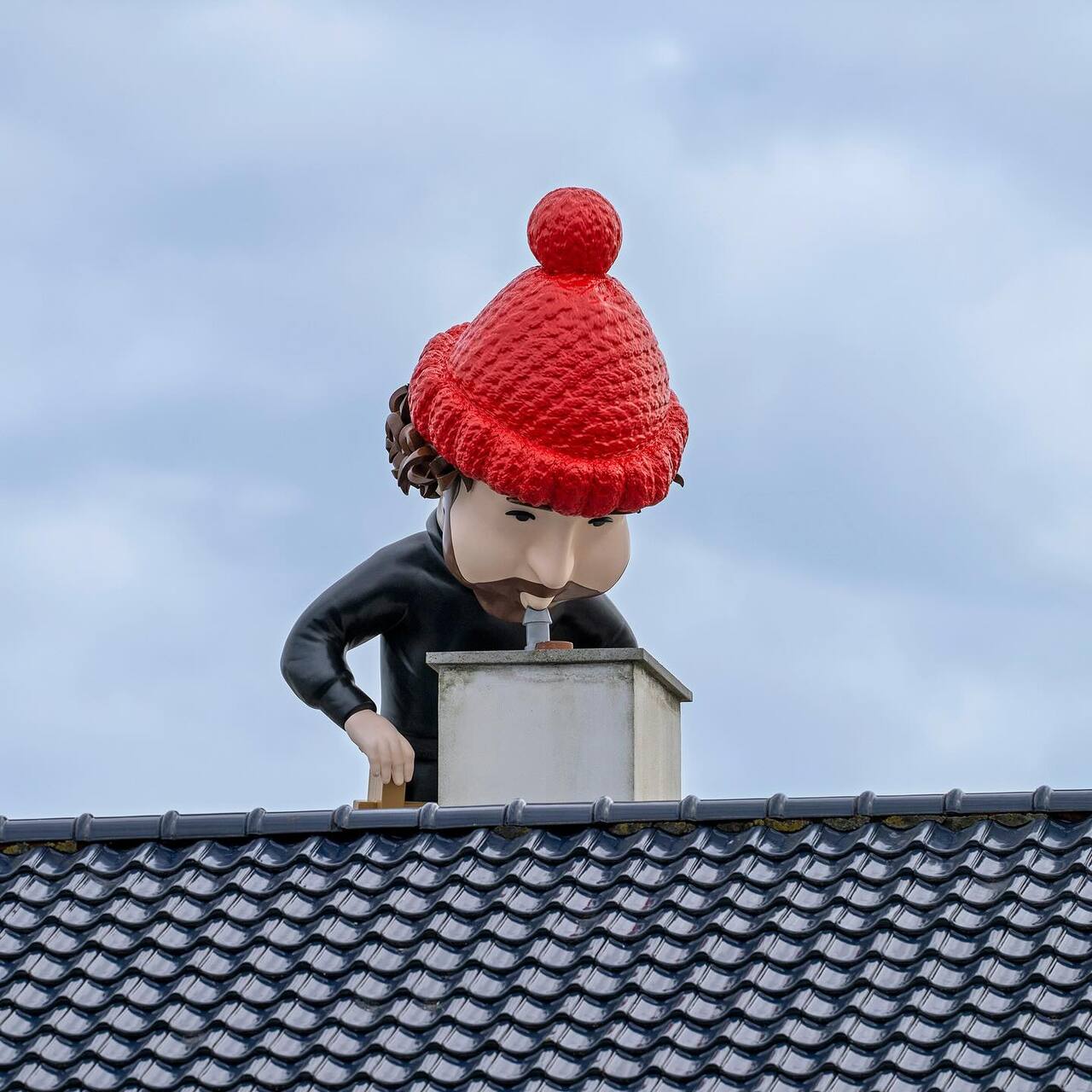 1749809664 667 Decouvrez la Sculpture Geante en Bonbon Un Etonnant Monde - plare.