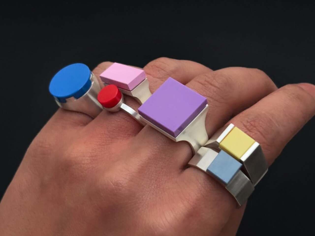 1749832062 188 Transformez le Fun de lEnfance en Bijoux Eblouissants Decouvrez - plare.