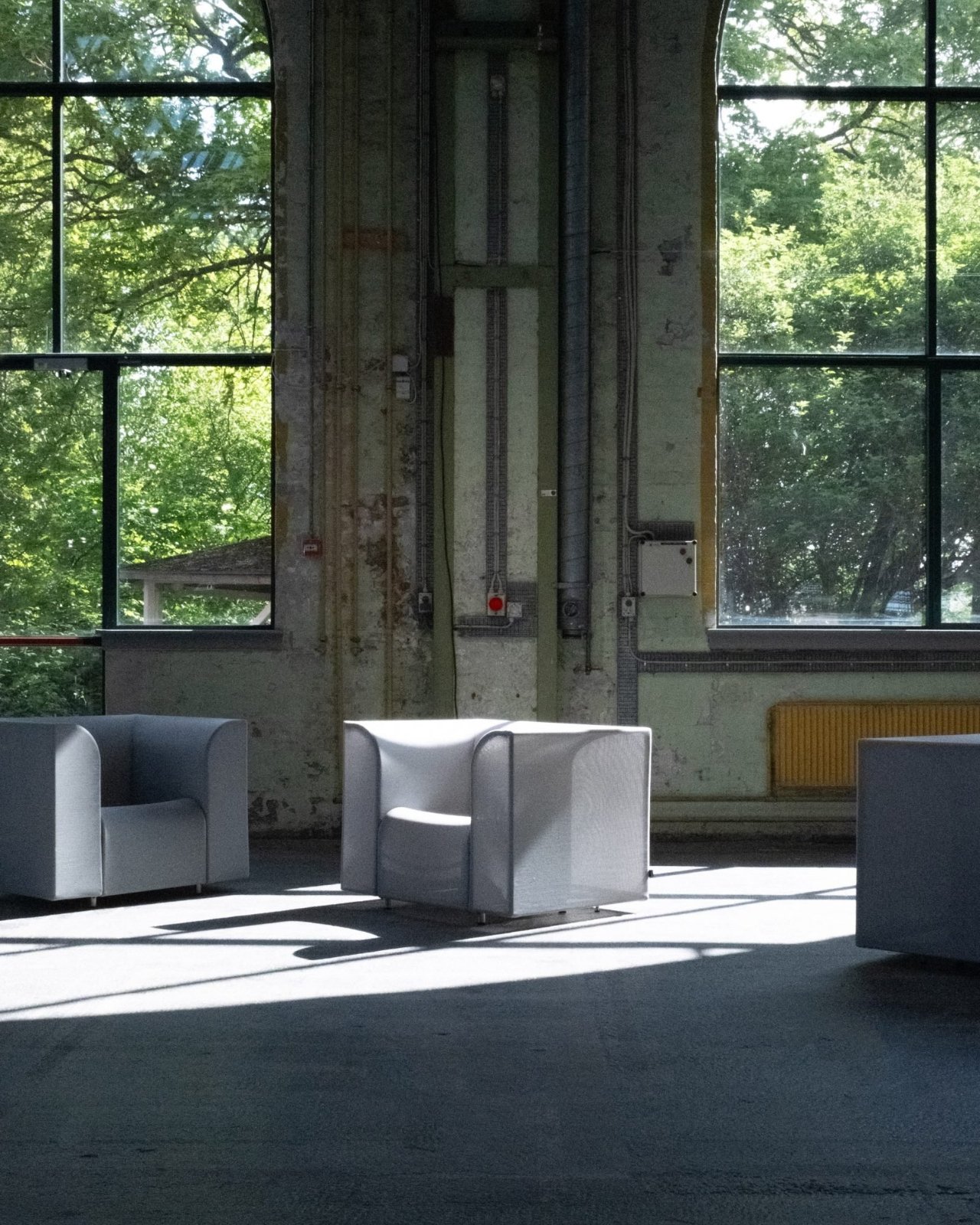 1750070196 492 Transformez Votre Espace avec le SHRINX Easy Chair Confort - plare.