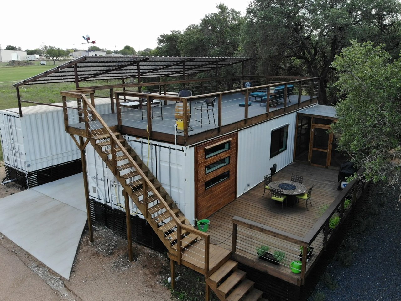 1750074616 685 Decouvrez les 5 Tiny Homes en Conteneurs Maritimes qui Revolutionneront - plare.