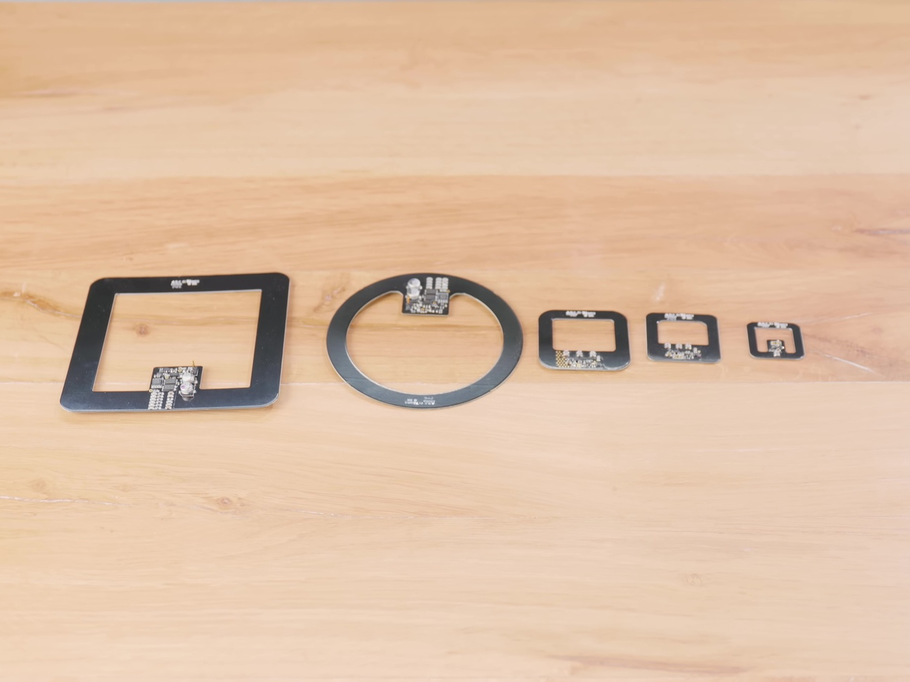 1750094700 547 Transformez Votre Bureau Le DIY Minimaliste avec Cables Invisibles - plare.