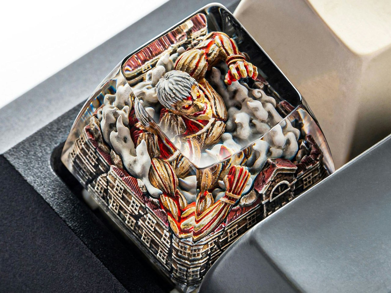 1750106401 666 Decouvrez les Keycaps Attack on Titan Peints a la Main - plare.