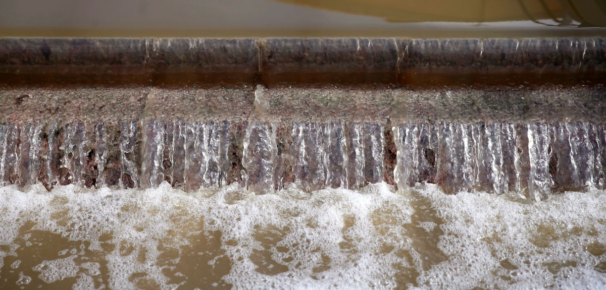 analyse de l'eau dans les plages