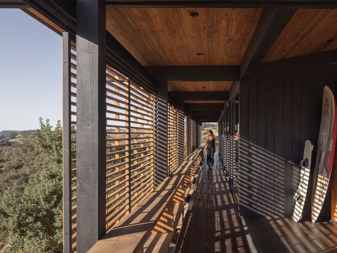 1750376691 322 Decouvrez cette Cabine en Verre a 290K Le - plare.