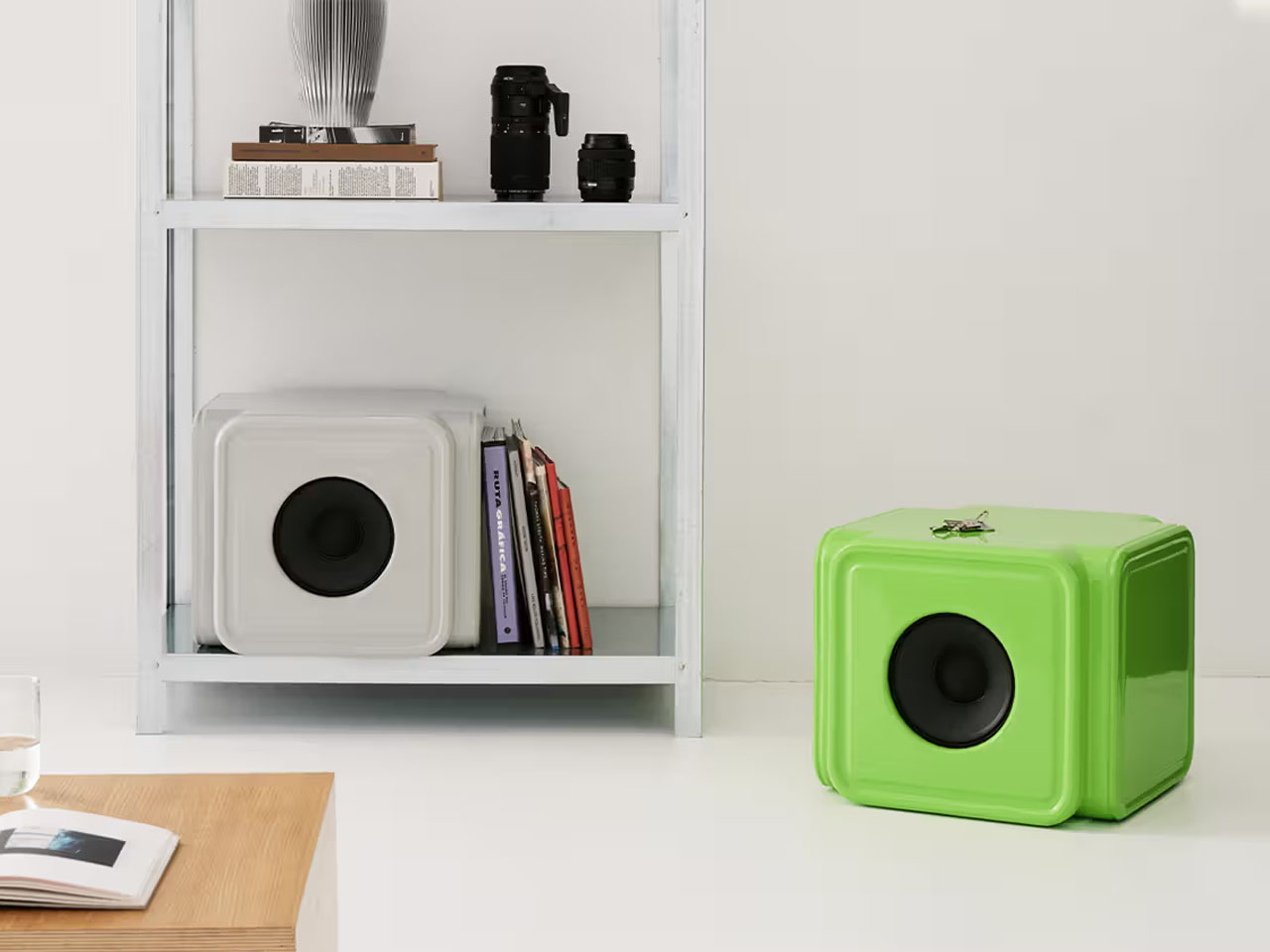 1750467651 965 Decouvrez comment le haut parleur Alaska AA67 allie design brutaliste et - plare.