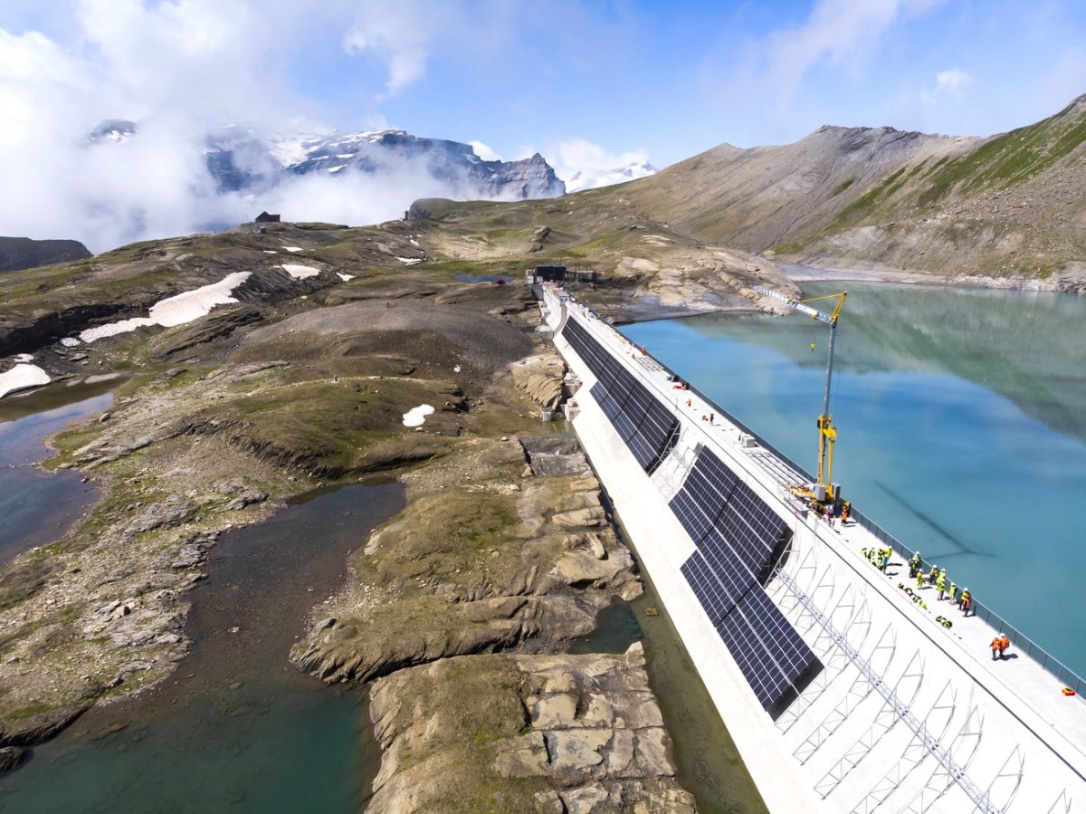 Panneaux solaires flottants