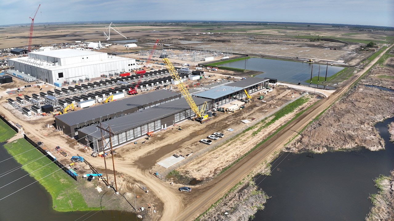Systèmes SAI installés pour énergie ininterrompue