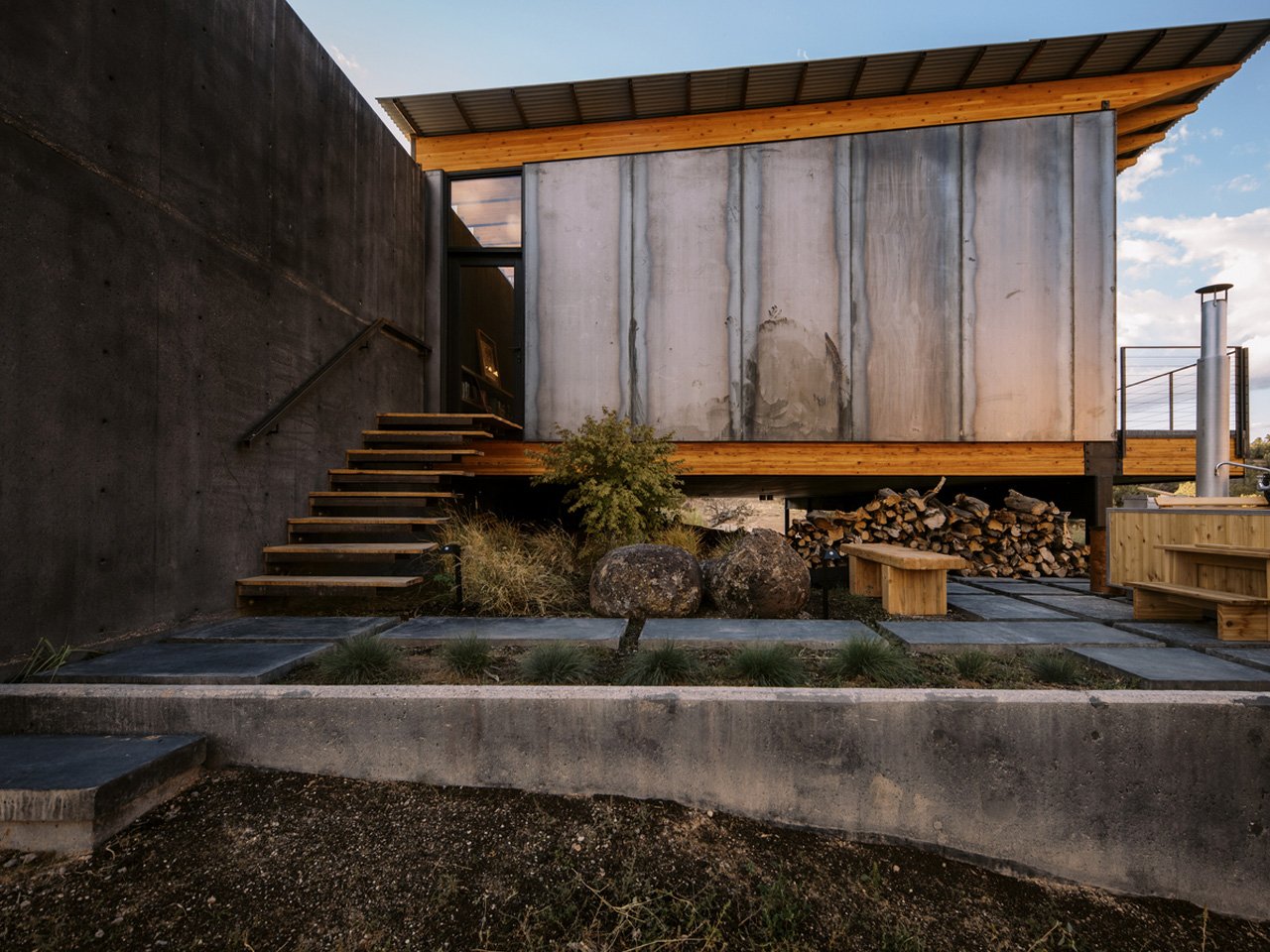1750613325 322 Decouvrez cette Maison Moderne avec Terrasse en Surplomb Une - plare.