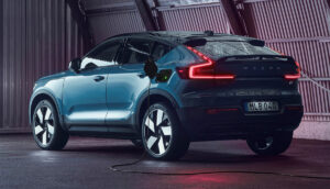 Renault présente son SUV hybride espagnol : innovation et efficacité sans précédent - plare. vehicules electriques