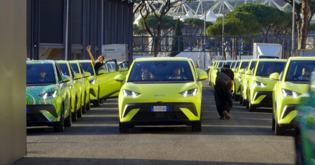 Byd inonde l’europe avec des véhicules électriques à une vitesse record comparée aux autres constructeurs