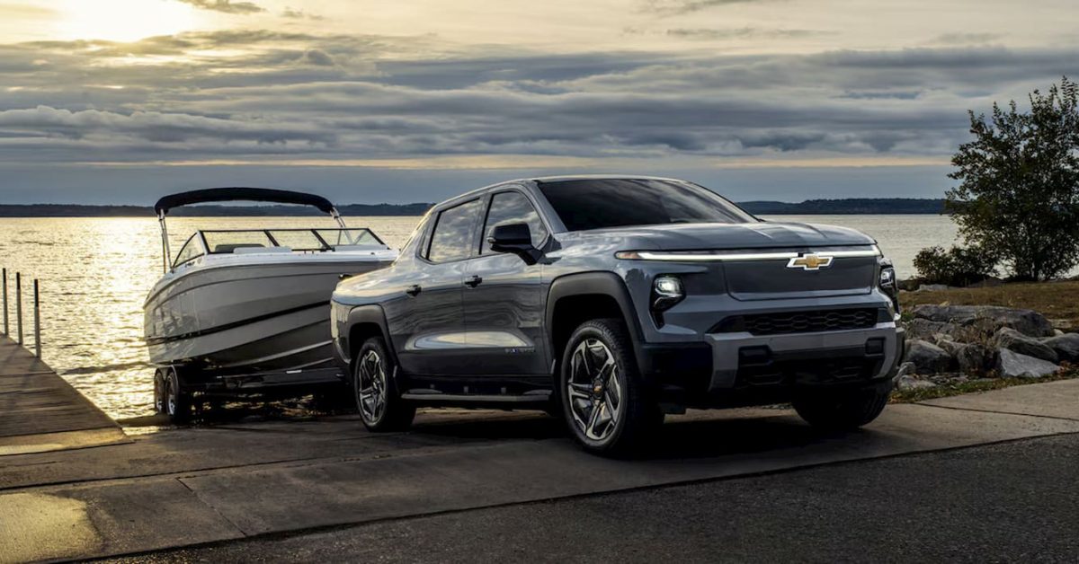 2026 Chevy Silverado EV 2 - plare.