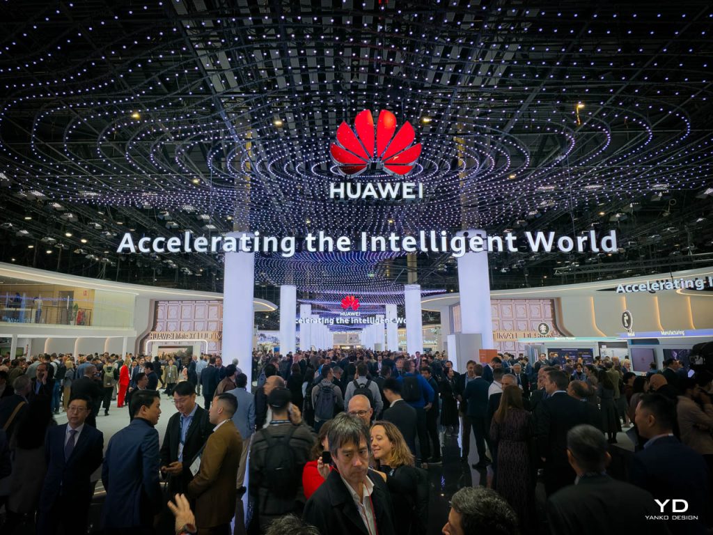 Découvrez Comment Huawei va Révolutionner les Voitures Électriques avec une Autonomie Hallucinante de 1 860 Miles sur Une Seule Charge !