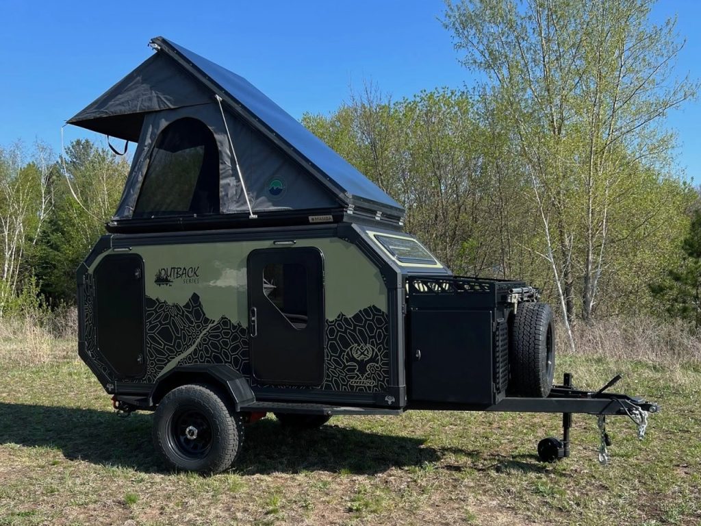 Découvrez comment l’Imperial Outdoors OB 120 révolutionne le camping tout terrain toute saison !