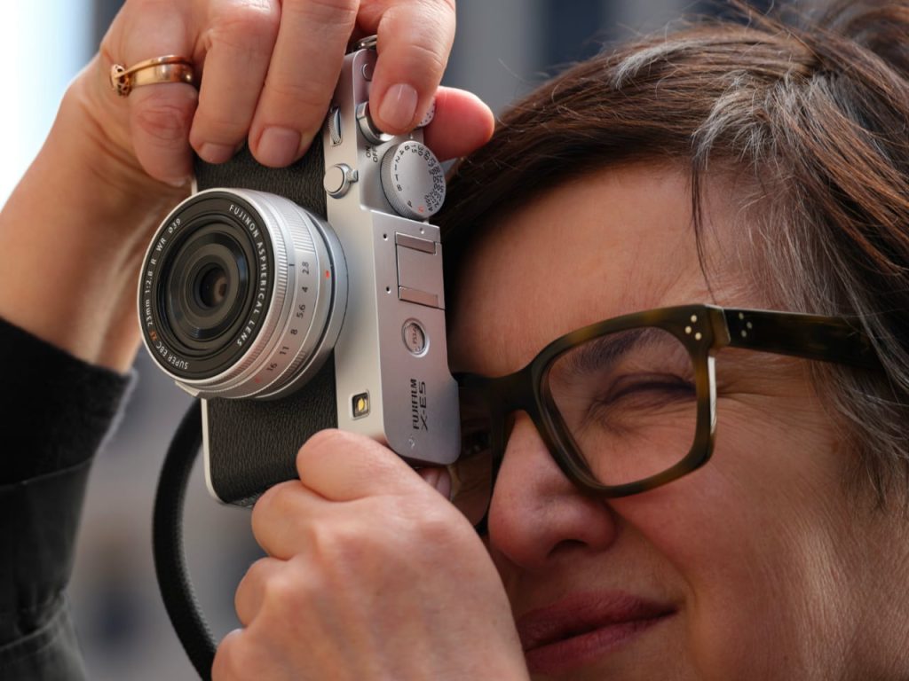 Découvrez comment le Fujifilm X-E5 révolutionne la photographie avec une stabilisation d’image sur 7 stops!