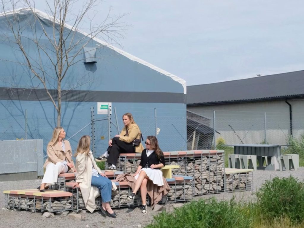 Découvrez comment les matériaux de construction écologiques transforment le port de Stockholm en un projet innovant !